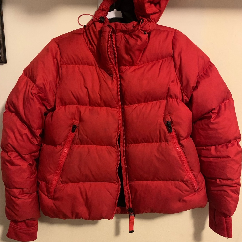 Women’s Athleta Puffer Coat size Small